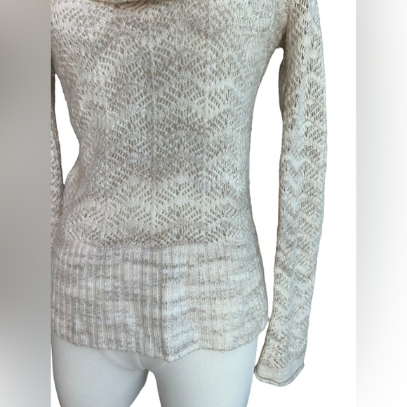 WHBM Oversized Cowl-neck Light Weight Knit Sweater Cream Size Medium - Picture 3 of 7